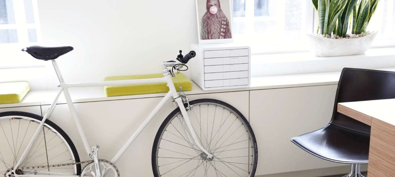 DIU-Fahrrad-und-Front-Desk-2